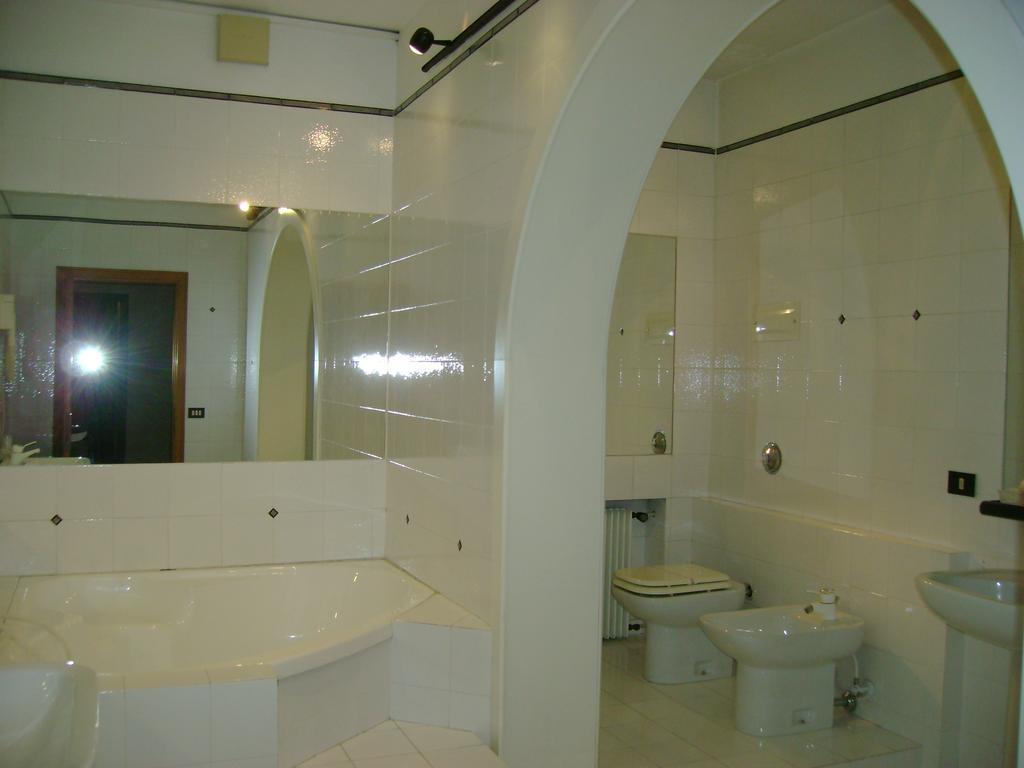 Hotel Ezzelino San Zenone Kamer foto